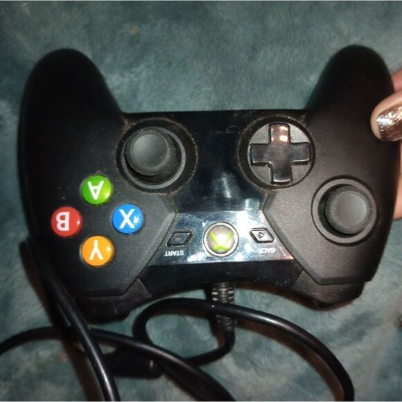 Xbox controller excellent condition - Picture 4 of 4